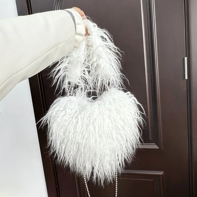 Amélie | Heart Plush Shoulder Bag